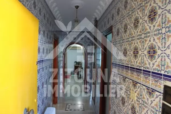 A louer Rez de chaussée de villa