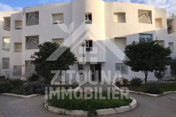 Appartement meublé à Cité Ennasr