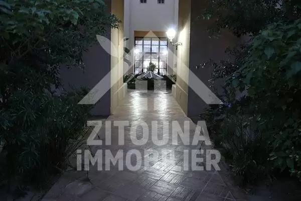 A vendre bel appartement à L'Aouina