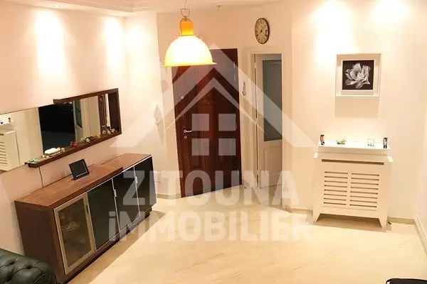 A vendre bel appartement à L'Aouina