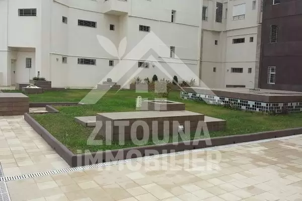 A vendre un appartement au Lac 2