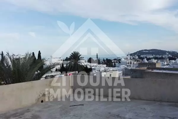 A vendre un immeuble inachevé à La Marsa