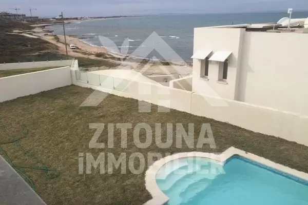 A vendre cette somptueuse villa à Gammarth Marina