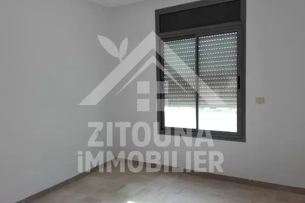 A louer bel appartement à Ain Zaghouan