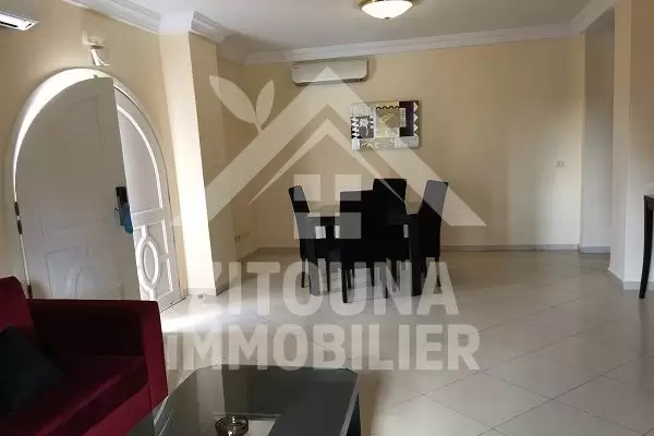 A louer un bel appartement au Golden Tulip