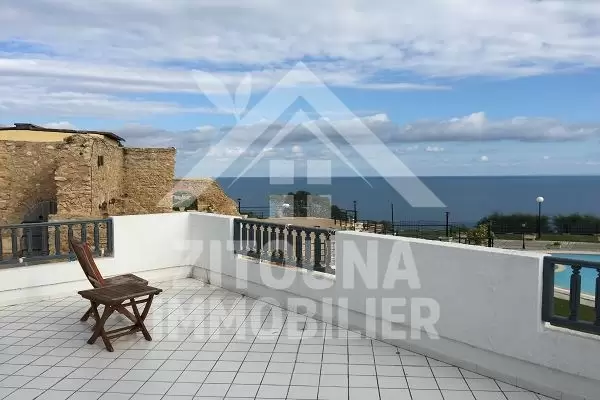 A louer un bel appartement au Golden Tulip