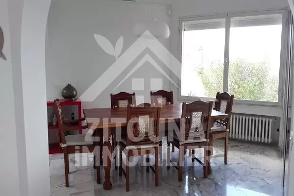 A louer un duplex à La Marsa Corniche