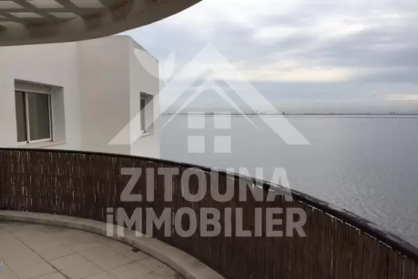 A louer un bel appartement au lac1 vue sur le lac 1