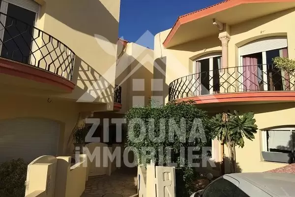 A louer une belle villa à La Marsa
