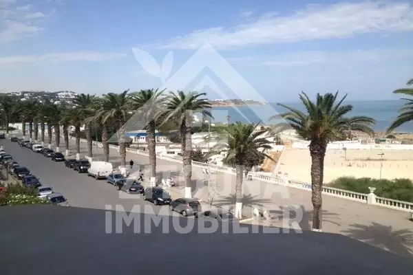 A louer bel appartement meublé à La Marsa Plage