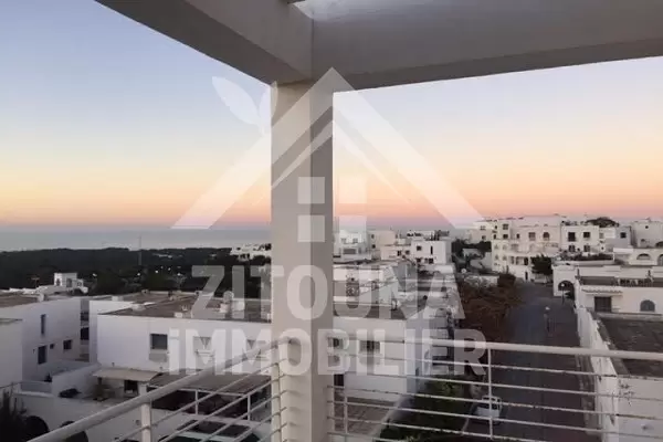 A louer un appartement richement meublé