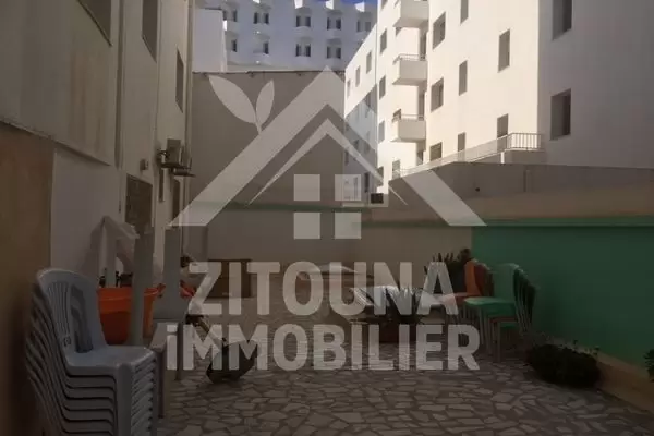 À vendre ou a louer un fond de commerce au centre ville