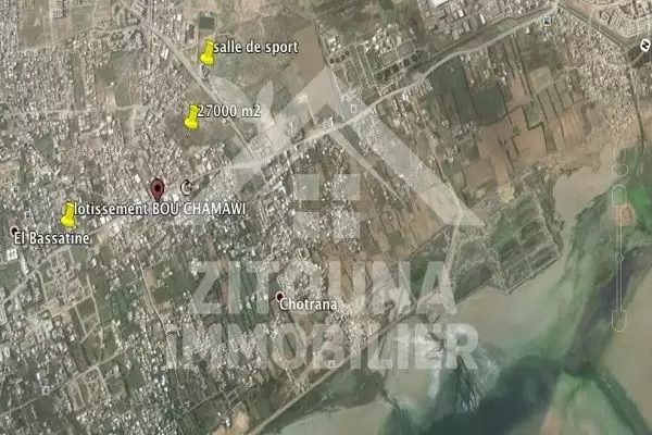 A vendre un terrain à Chotrana 3