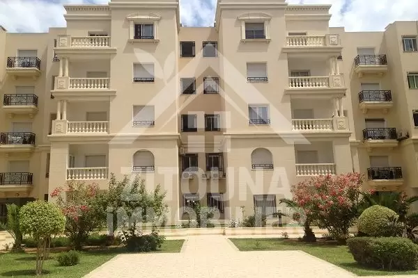 Très bel appartement avec terrasse à La Marsa