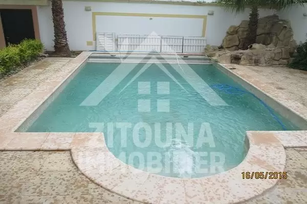 A vendre une belle villa à Gammarth Sup