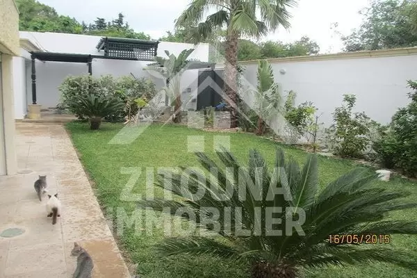 A vendre une belle villa à Gammarth Sup