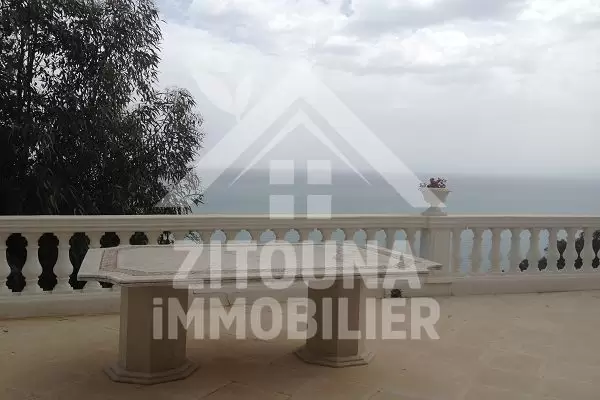 Appartement meublé à Sidi Driff vue sur mer