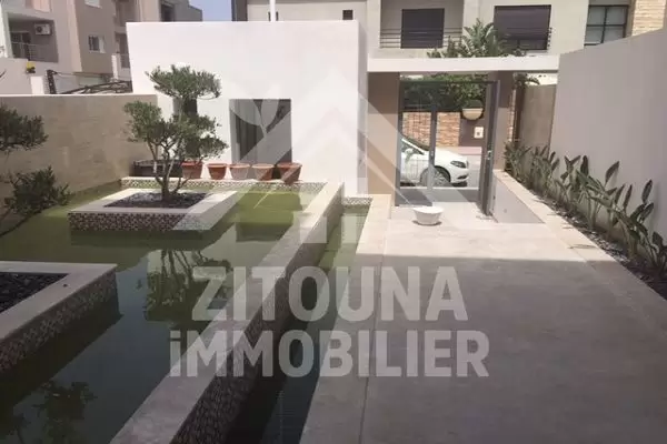 A vendre à La Marsa appartement jamais habité