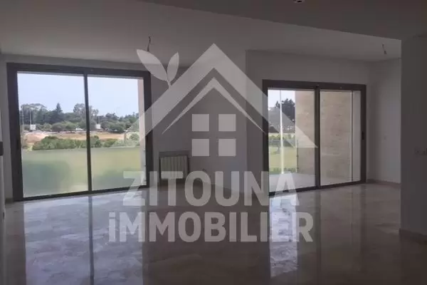 A vendre à La Marsa appartement jamais habité