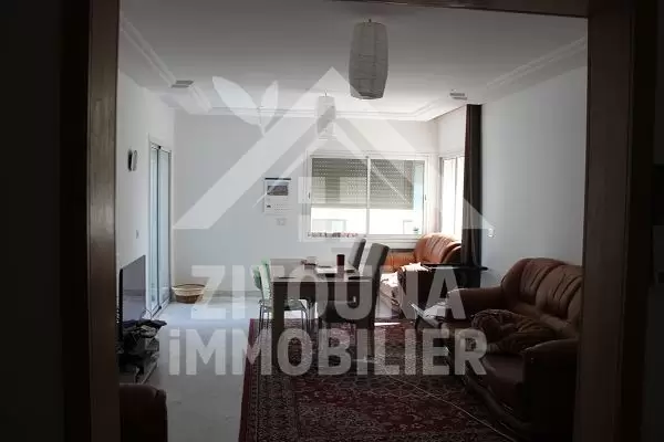 A louer bel appartement meublé au lac2