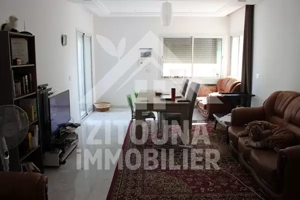 A louer bel appartement meublé au lac2
