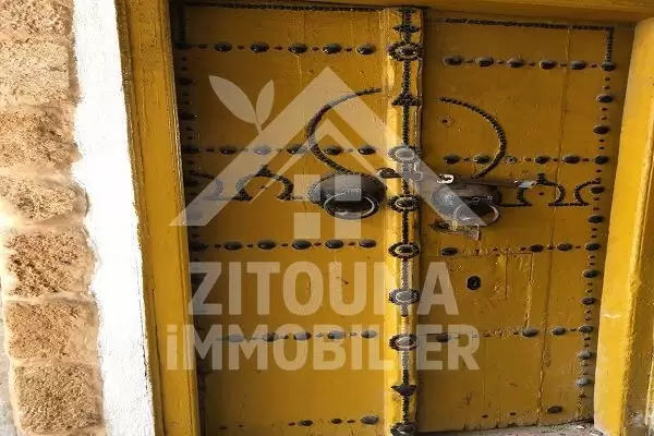 A vendre dar arbi inachevée...