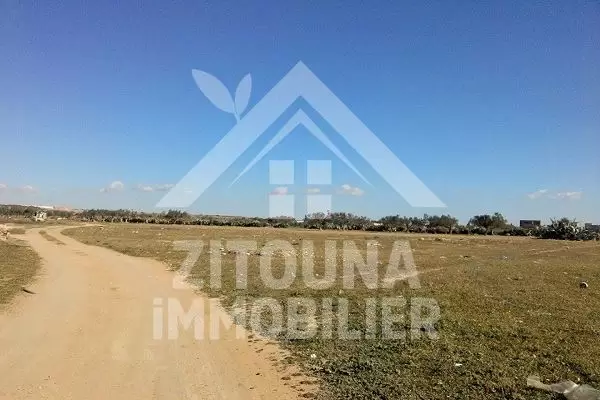 Terrain à vendre, trés bonne occasion