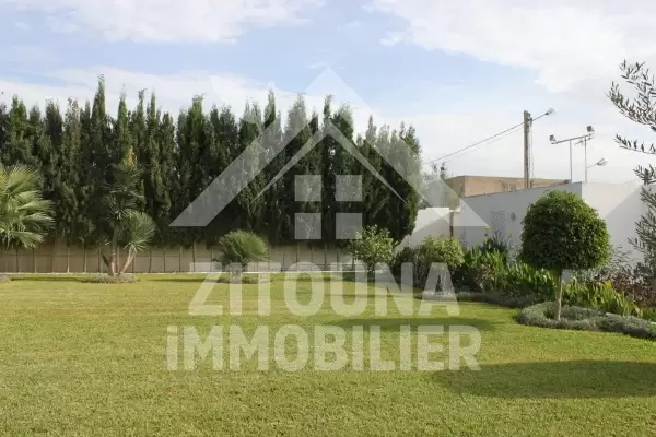 Villa à vendre à La Soukra