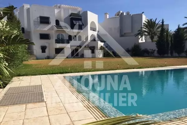 A louer une belle villa au Golden Tulip