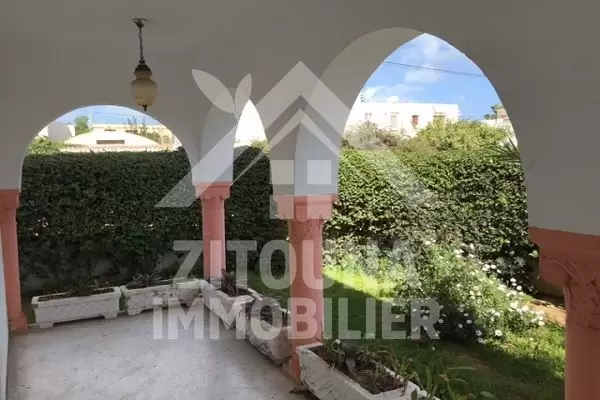 A LOUER une villa à Cité des Juges la Marsa