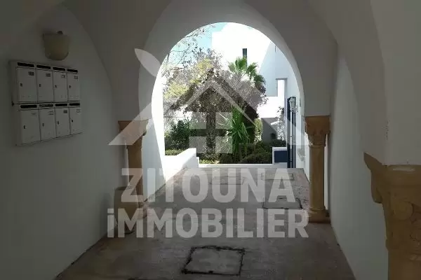 A louer un beau duplex au Golden Tulip