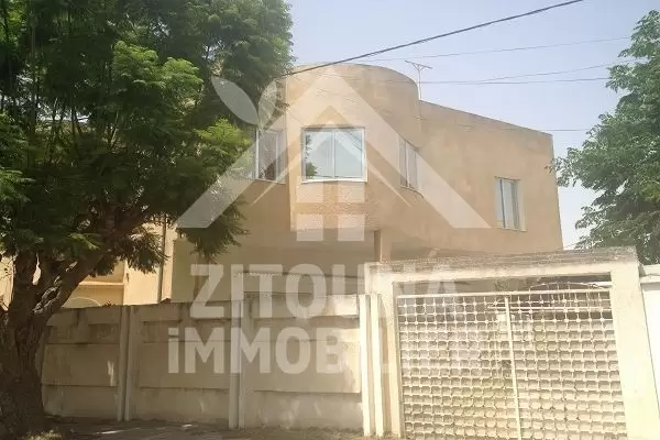 A vendre une magnifique villa à Carthage