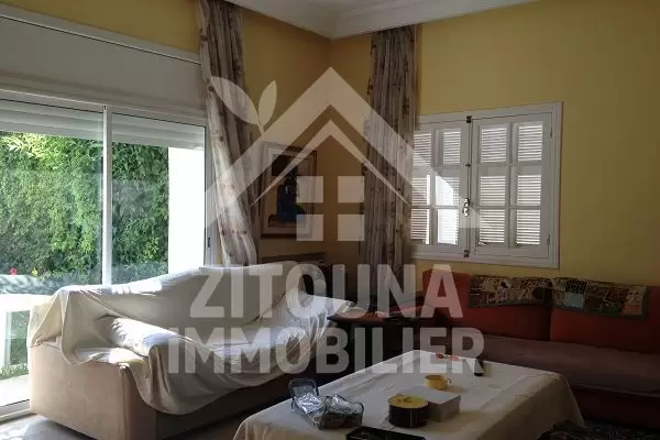 très beau rez de chaussée de villa