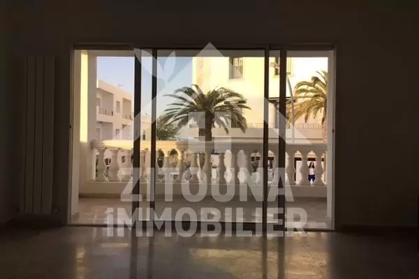 A louer un appartement à La Marsa Plage