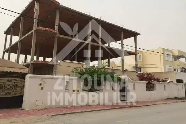 Villa à vendre à l'Ariana