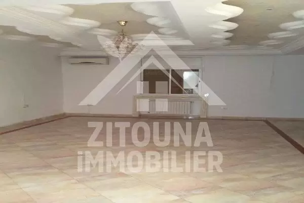 Villa à vendre à l'Ariana