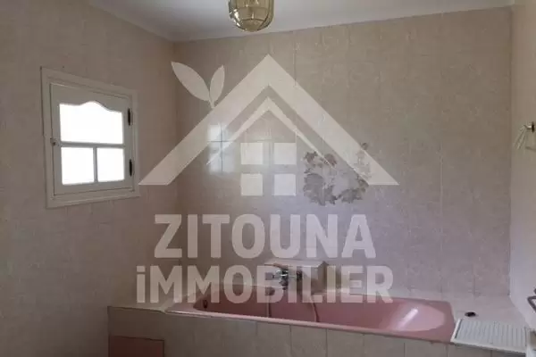 Villa à louer à El Menzeh