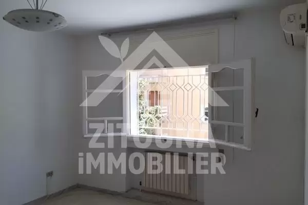 Villa à louer à El Menzeh