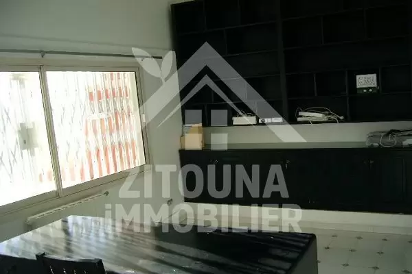 Etage de villa à louer à Kheireddine avec une superbe vue sur mer