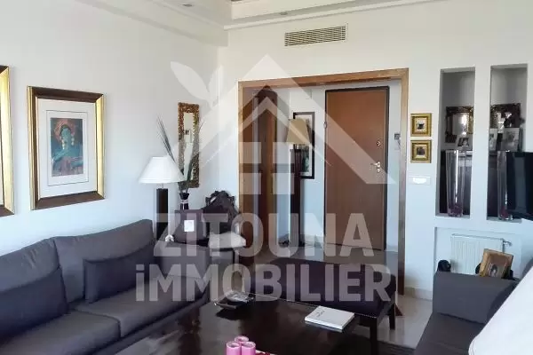 A vendre un bel appartement à Ain Zaghouan