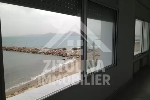 Magnifique étage de villa à Khaireddine à deux pas de la plage