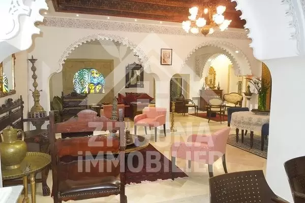 Maison d\'hôte d\'une architecture arabo-andalouse confinée au coeur de Lahouache à la Marsa