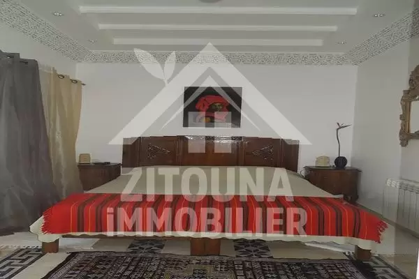 Maison d\'hôte d\'une architecture arabo-andalouse confinée au coeur de Lahouache à la Marsa