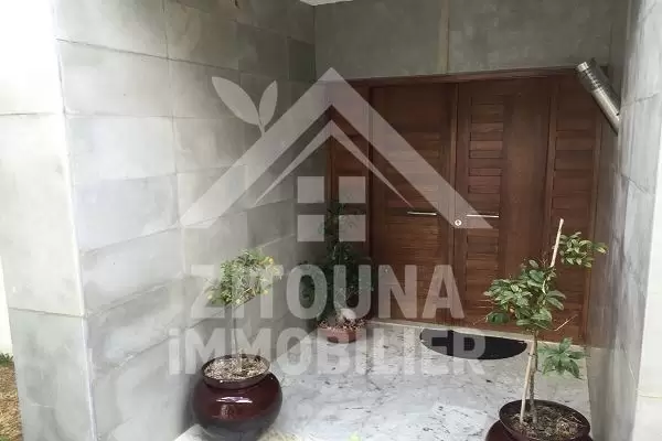 A louer une belle villa à Gammarth