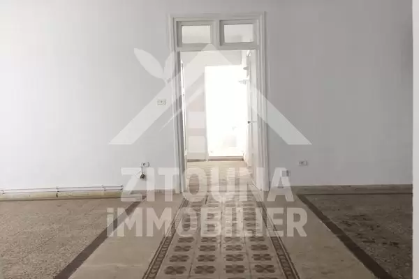 Rez de chaussée de villa à louer à Sidi Bou Said