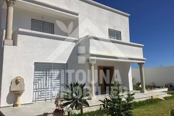 A vendre une villa à Raoued Plage