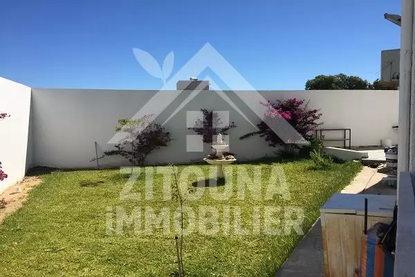 A vendre une villa à Raoued Plage