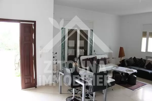 A louer un beau Rez de chaussée de villa