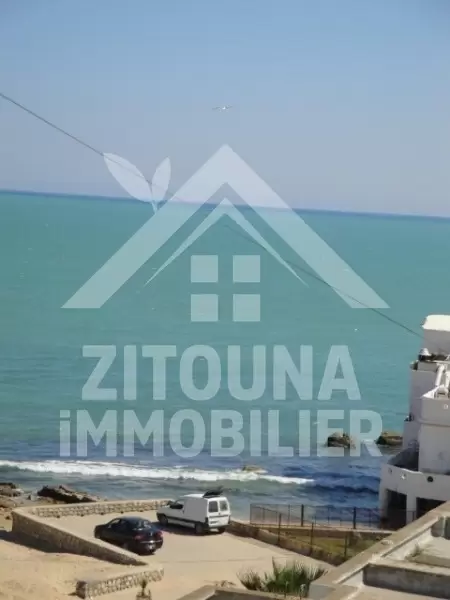 Villa à louer entièrement meublée à deux pas de la mer