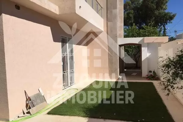 Rez de chaussée de villa à louer à La Marsa